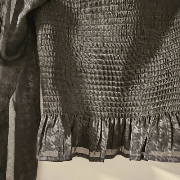 Wayf Black Ruffled Puff Sleeve Blouse - Picture 4 of 5